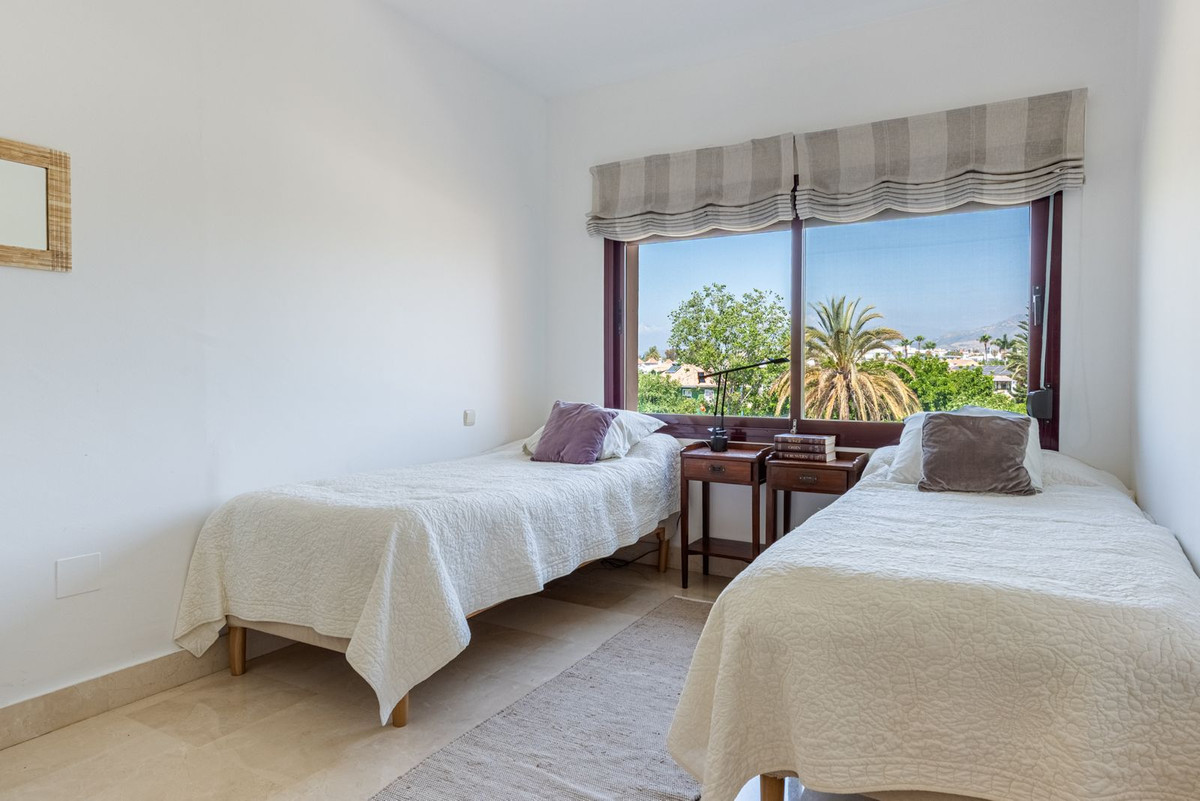 Appartement te koop in San Pedro de Alcántara | 3 slaapkamers H5104255