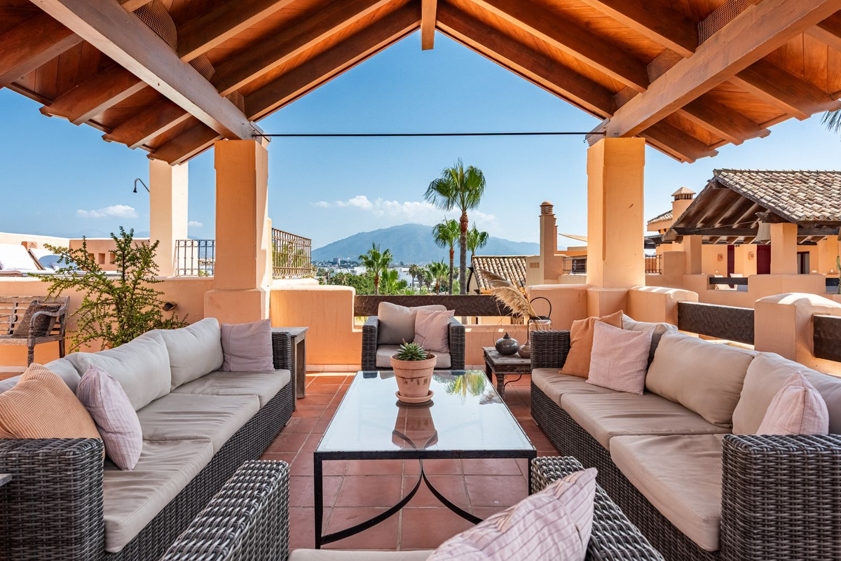 Appartement te koop in San Pedro de Alcántara | 3 slaapkamers H5104255