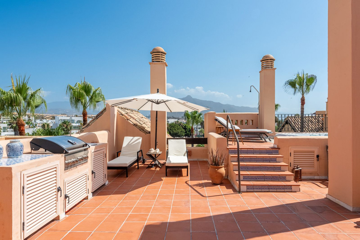 Appartement te koop in San Pedro de Alcántara | 3 slaapkamers H5104255