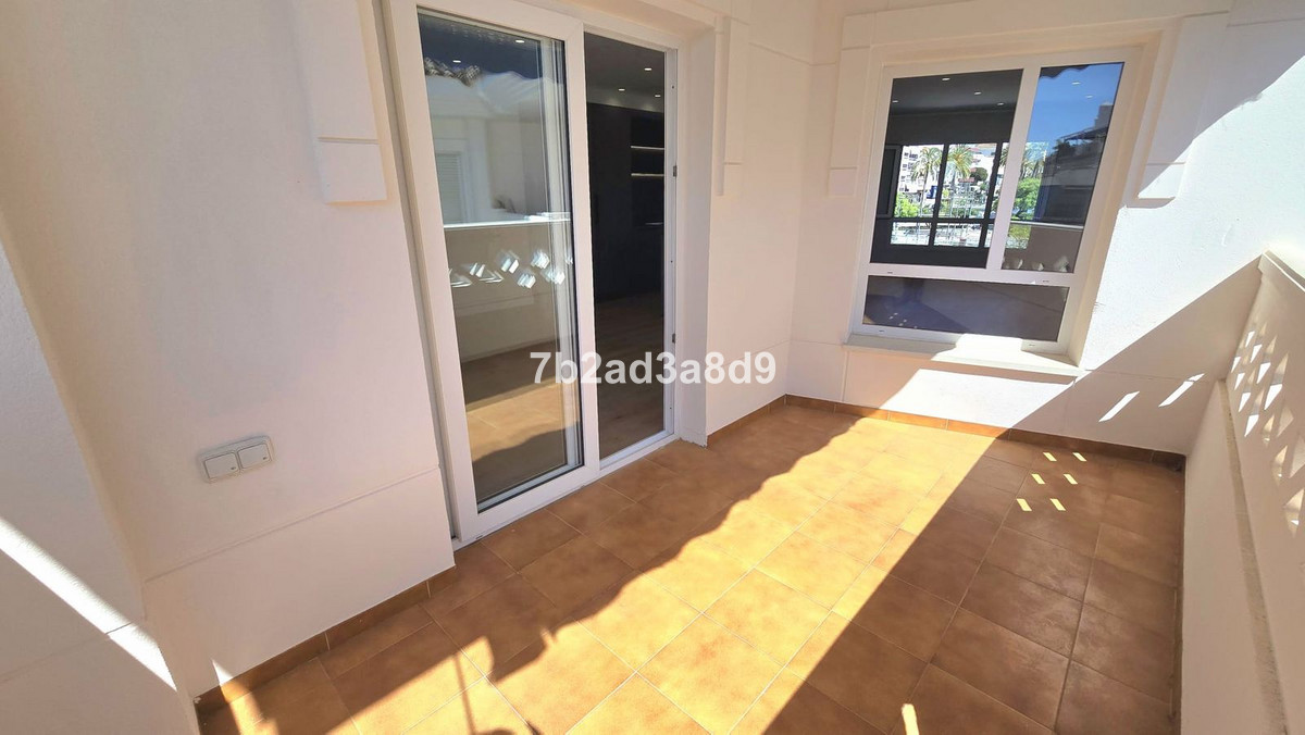 Appartement te koop in San Pedro de Alcántara | 4 slaapkamers H5108839