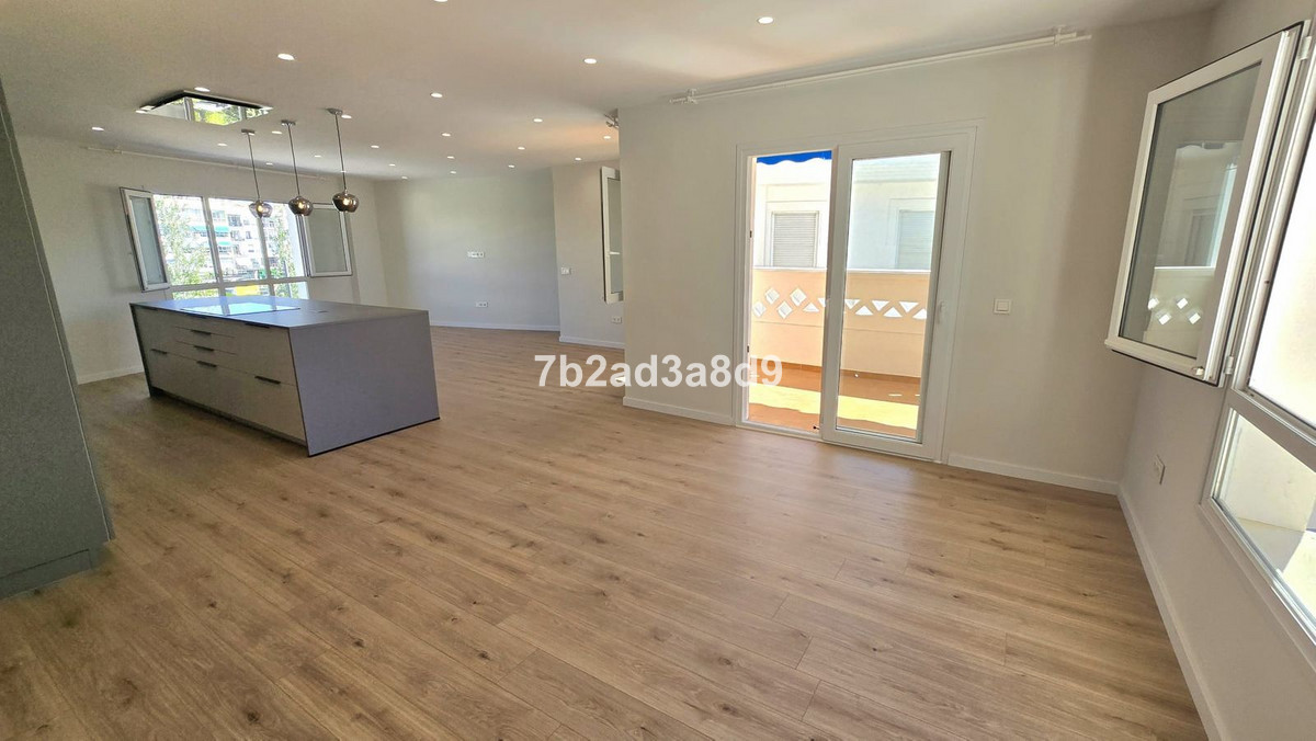Appartement te koop in San Pedro de Alcántara | 4 slaapkamers H5108839