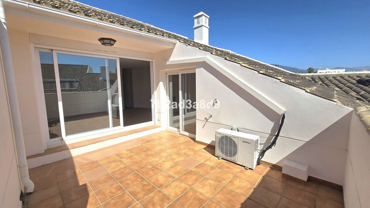 Appartement te koop in San Pedro de Alcántara | 4 slaapkamers H5108839