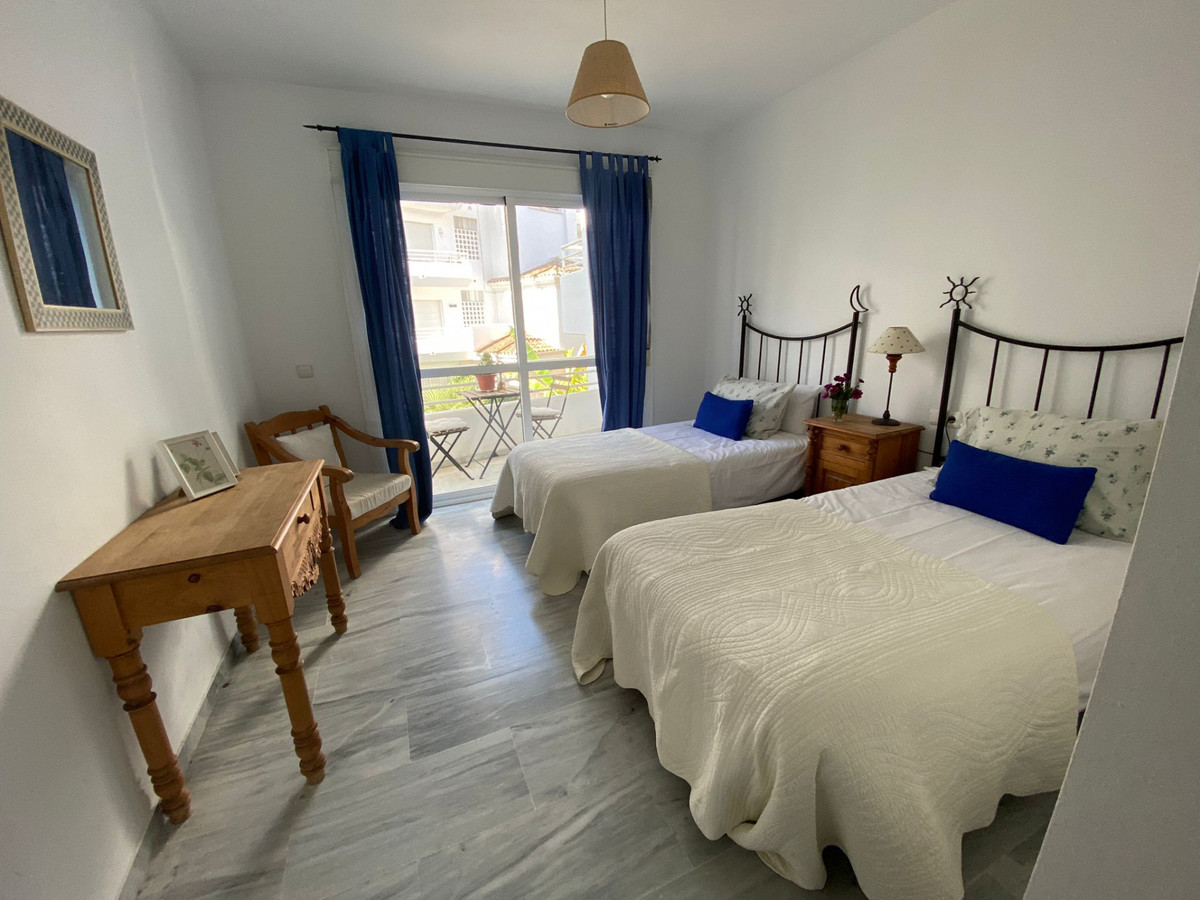 Apartment for sale in San Pedro de Alcántara | 3 bedrooms H5112049