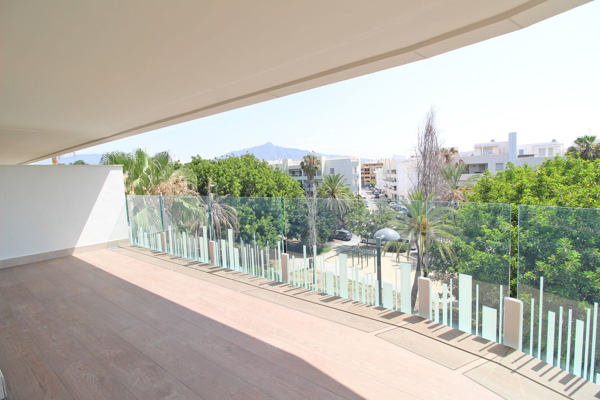Appartement te koop in San Pedro de Alcántara | 3 slaapkamers H5118967