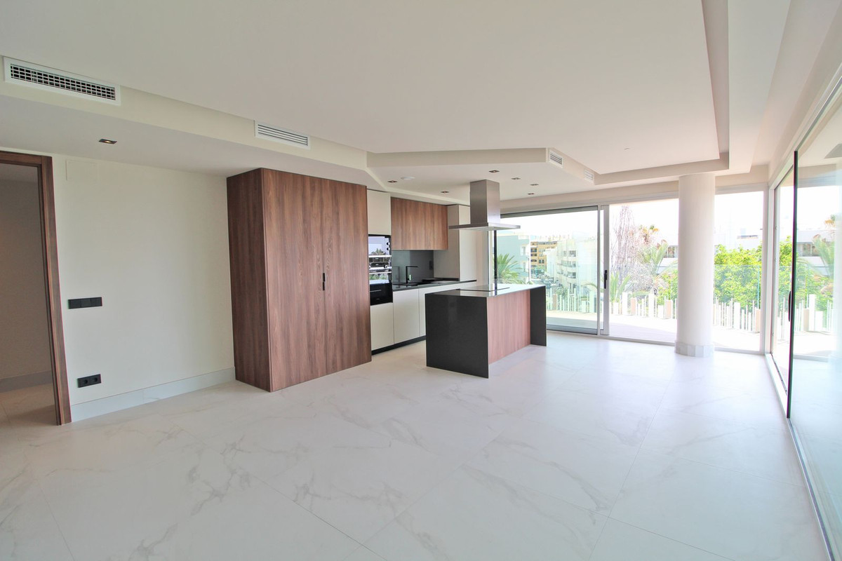 Appartement te koop in San Pedro de Alcántara | 3 slaapkamers H5118967