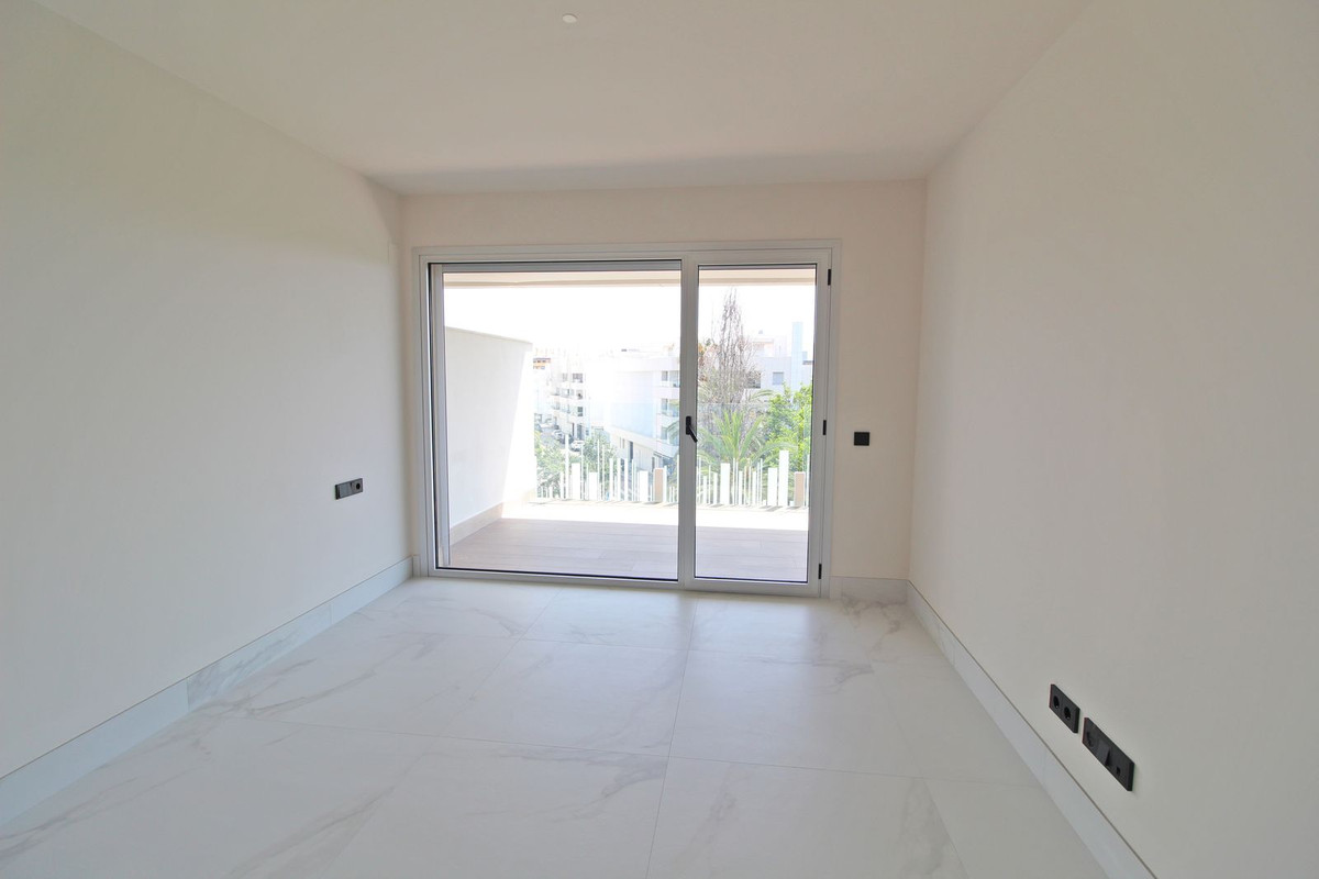 Appartement te koop in San Pedro de Alcántara | 3 slaapkamers H5118967