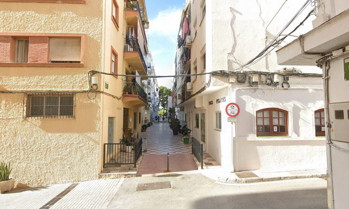 Apartment for sale in San Pedro de Alcántara | 1 bedrooms H5128756