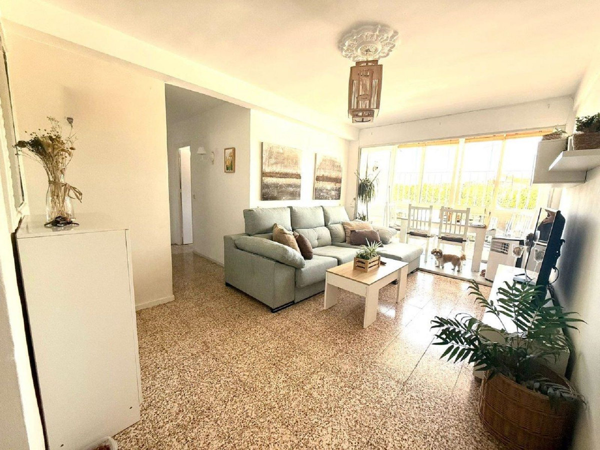 Apartment for sale in San Pedro de Alcántara | 3 bedrooms H5129653