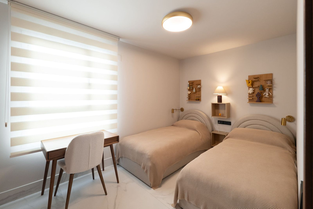 Apartment for sale in San Pedro de Alcántara | 3 bedrooms H5129848