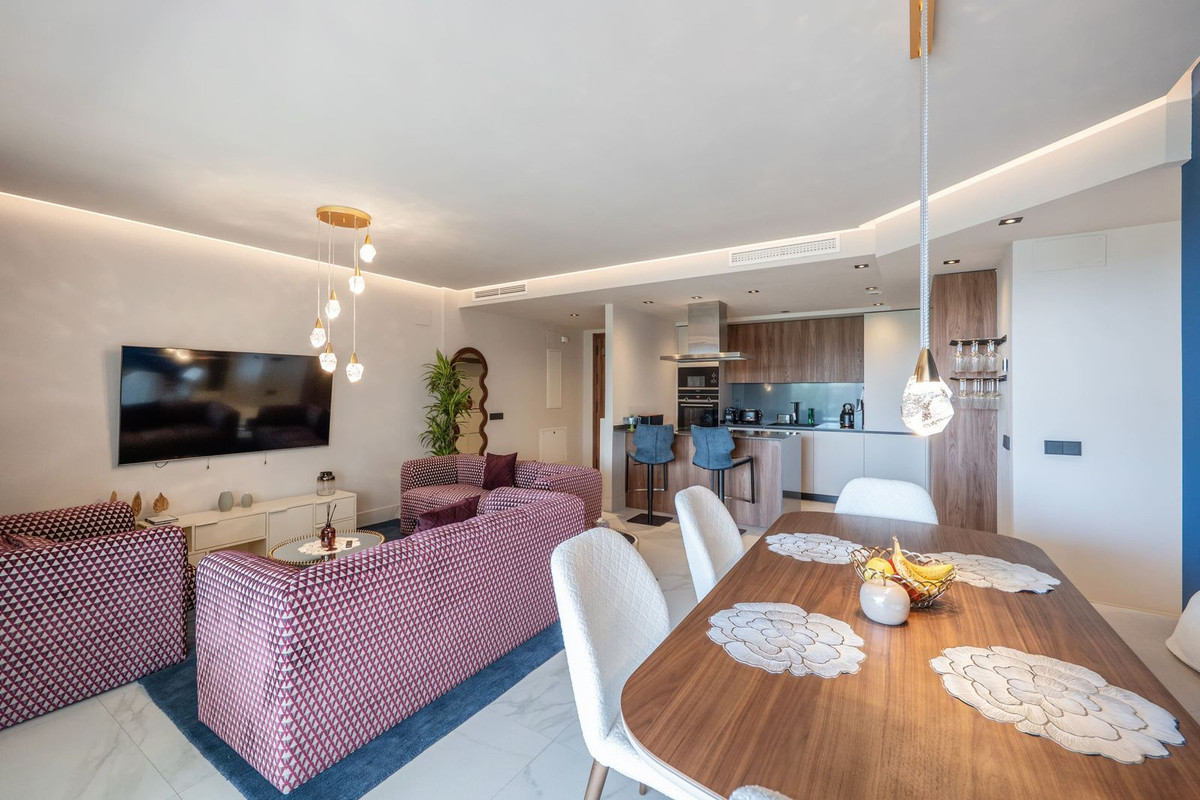 Apartment for sale in San Pedro de Alcántara | 3 bedrooms H5129848