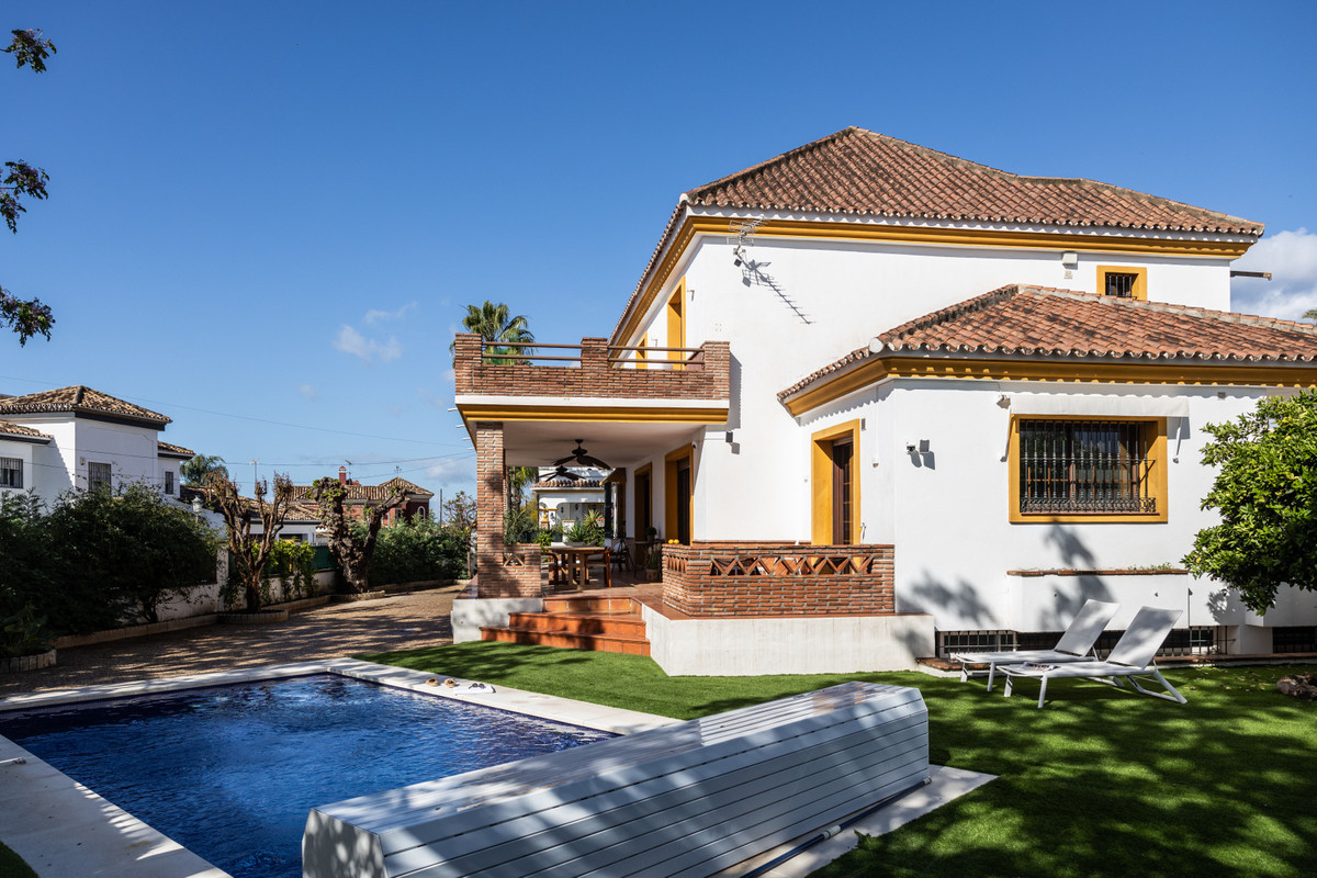 Huis te koop in San Pedro de Alcántara | 4 slaapkamers H5134261