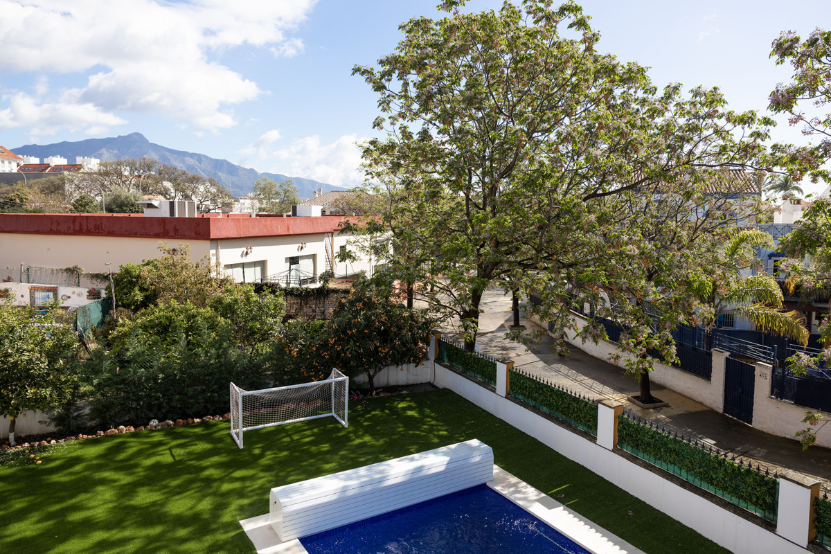 Huis te koop in San Pedro de Alcántara | 4 slaapkamers H5134261