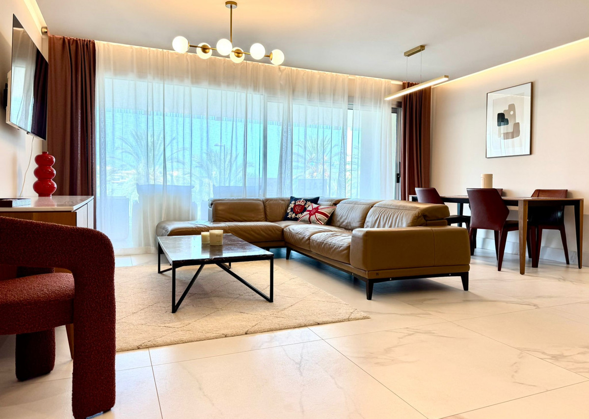 Appartement te koop in San Pedro de Alcántara | 3 slaapkamers H5140171