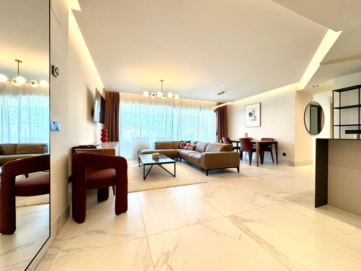 Appartement te koop in San Pedro de Alcántara | 3 slaapkamers H5140171