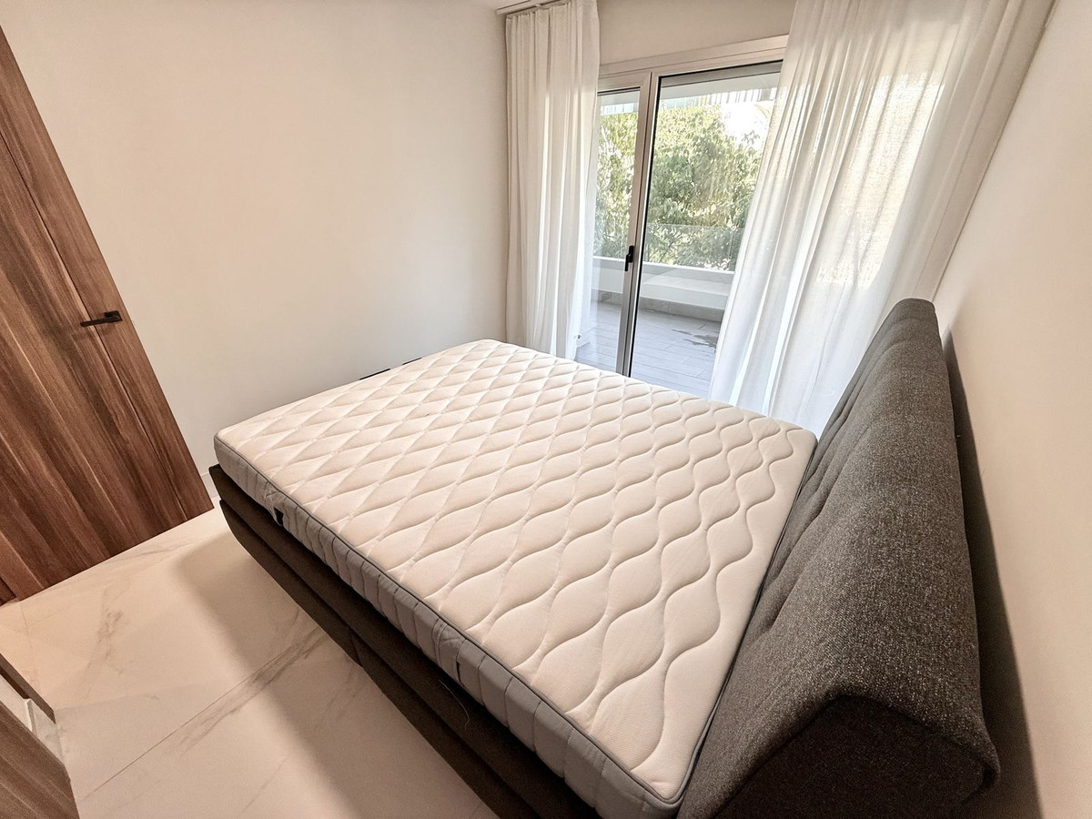 Appartement te koop in San Pedro de Alcántara | 3 slaapkamers H5147380