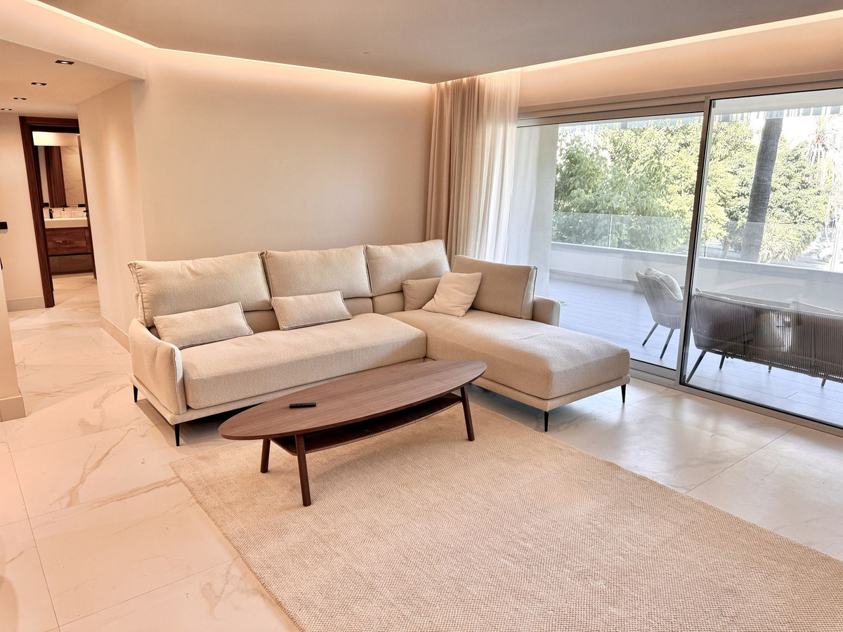 Appartement te koop in San Pedro de Alcántara | 3 slaapkamers H5147380