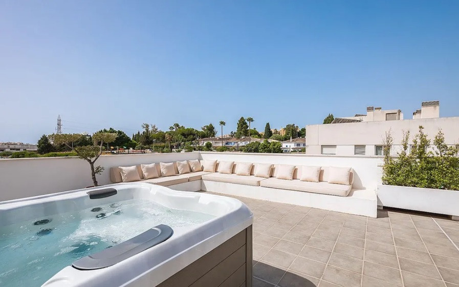 Appartement te koop in San Pedro de Alcántara | 4 slaapkamers H5148298