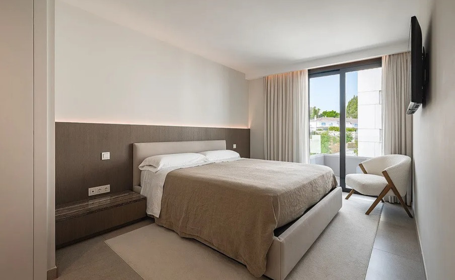 Appartement te koop in San Pedro de Alcántara | 4 slaapkamers H5148298