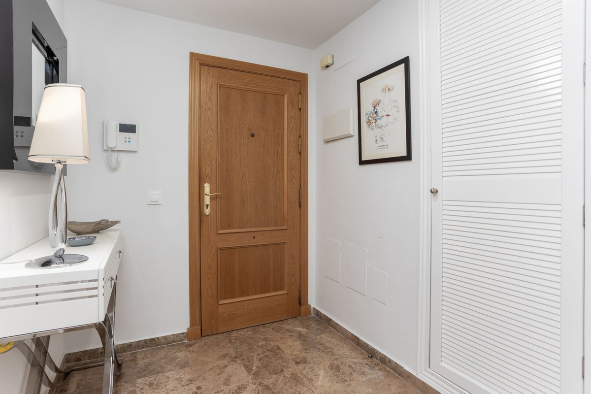 Appartement te koop in San Pedro de Alcántara | 2 slaapkamers H5148544
