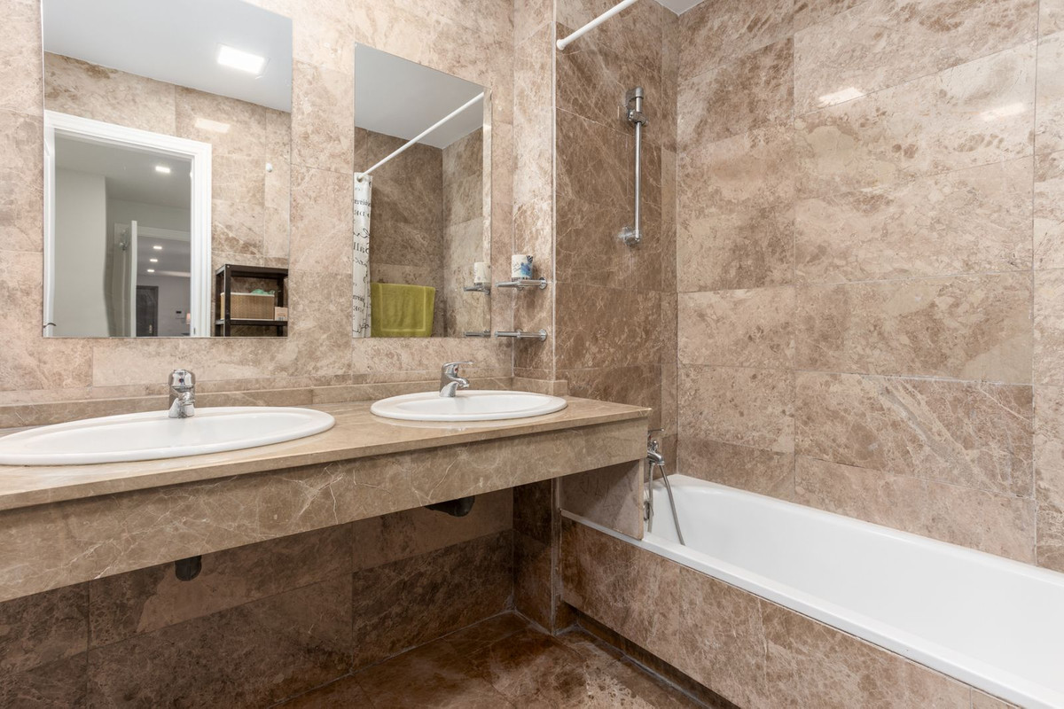 Appartement te koop in San Pedro de Alcántara | 2 slaapkamers H5148544