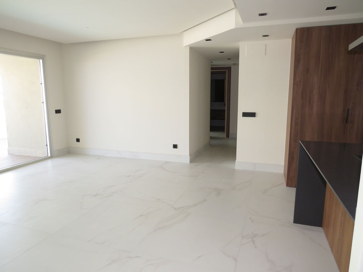 Property main view 44