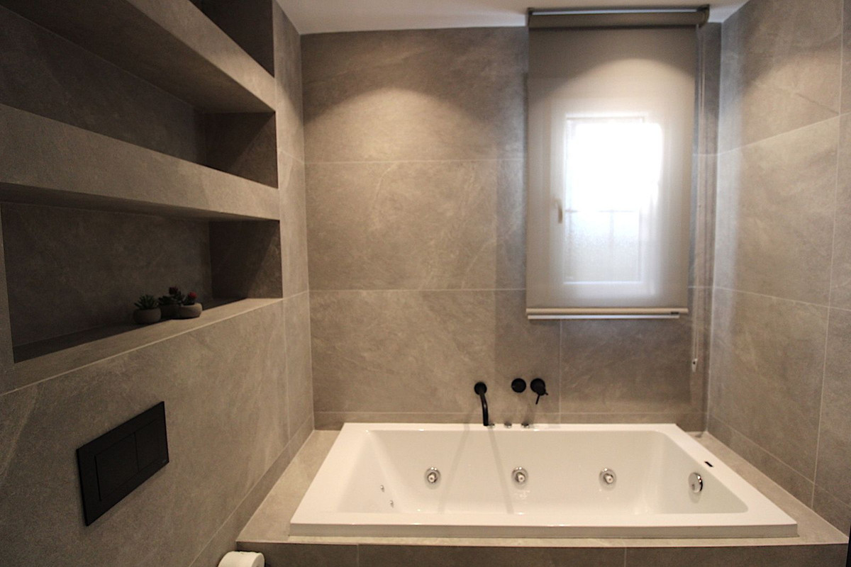 Property main view 46