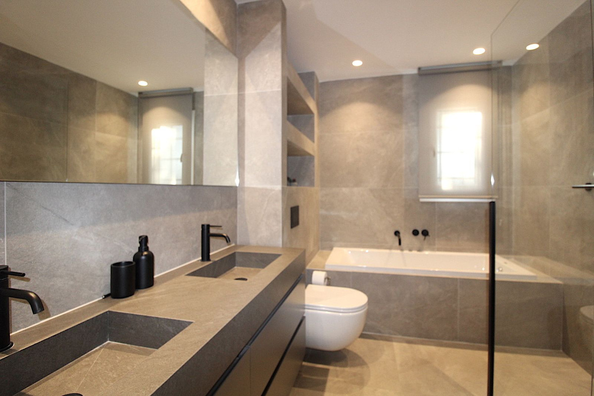 Property main view 47