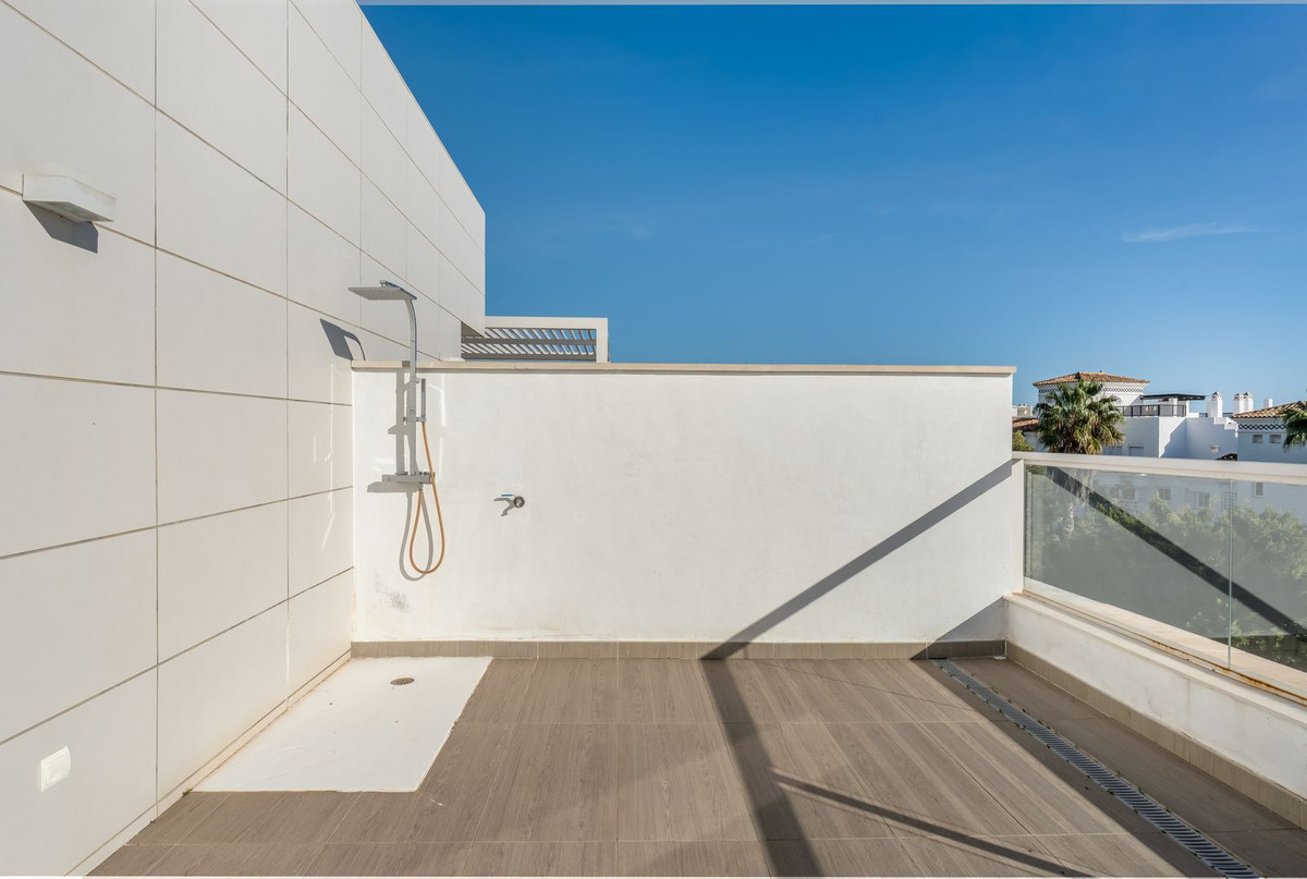 Appartement te koop in San Pedro de Alcántara | 3 slaapkamers H5252083