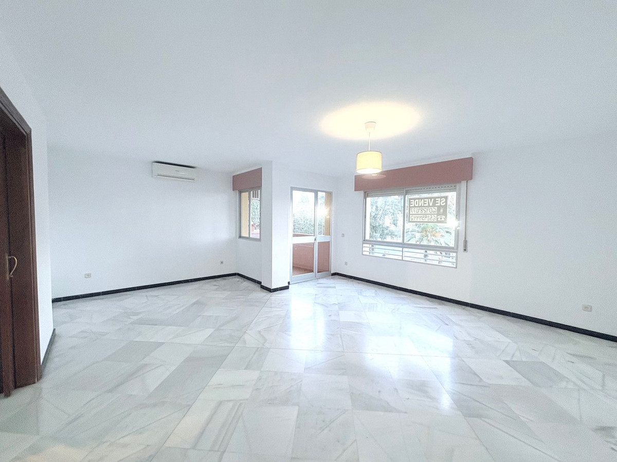 Appartement te koop in San Pedro de Alcántara | 3 slaapkamers H5255953