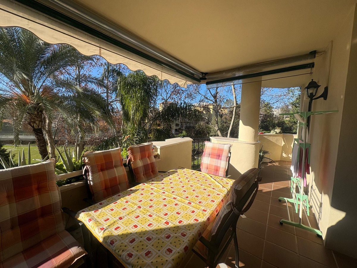 Appartement te koop in San Pedro de Alcántara | 3 slaapkamers H5257741