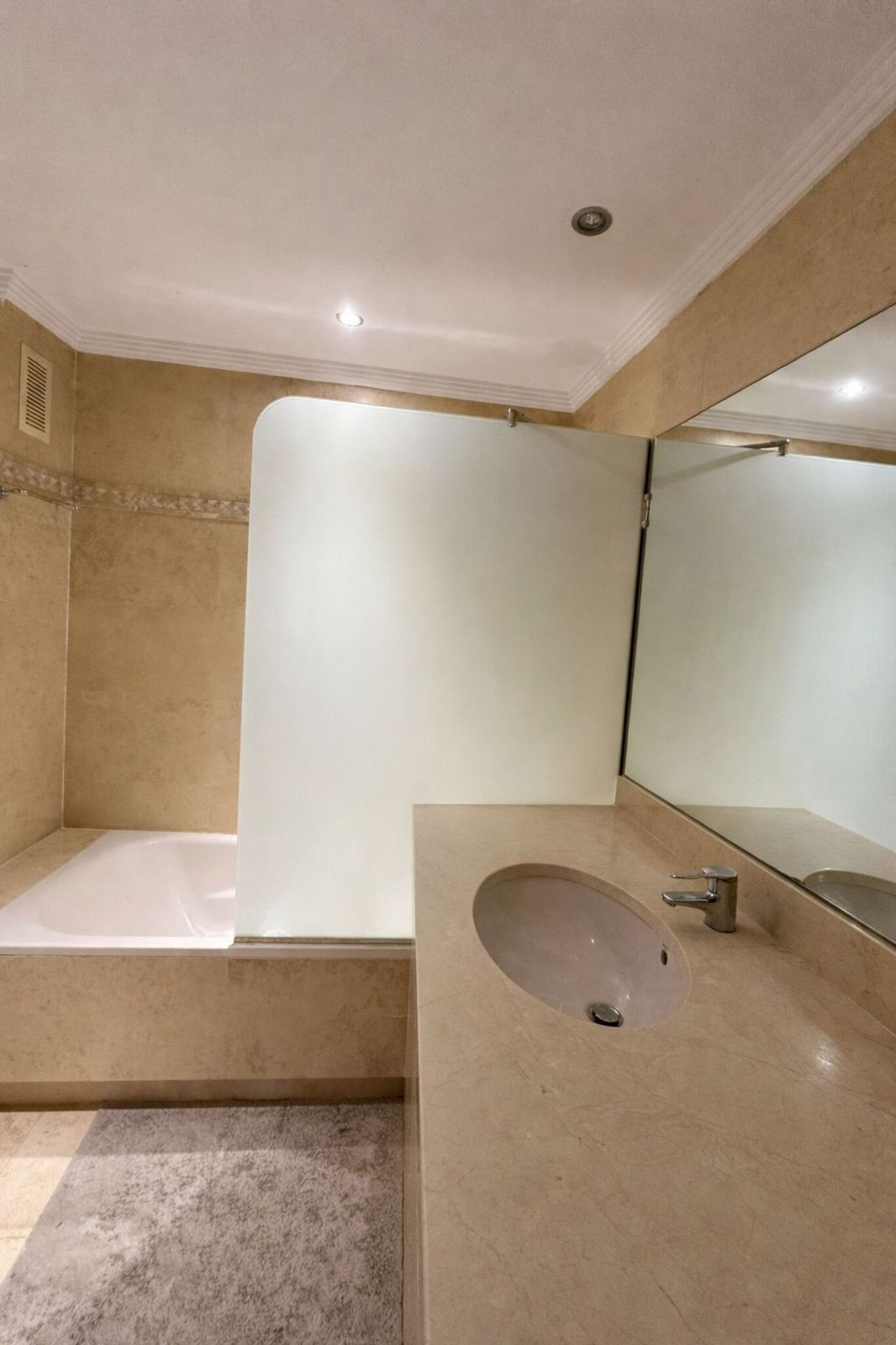 Appartement te koop in San Pedro de Alcántara | 2 slaapkamers H5264089