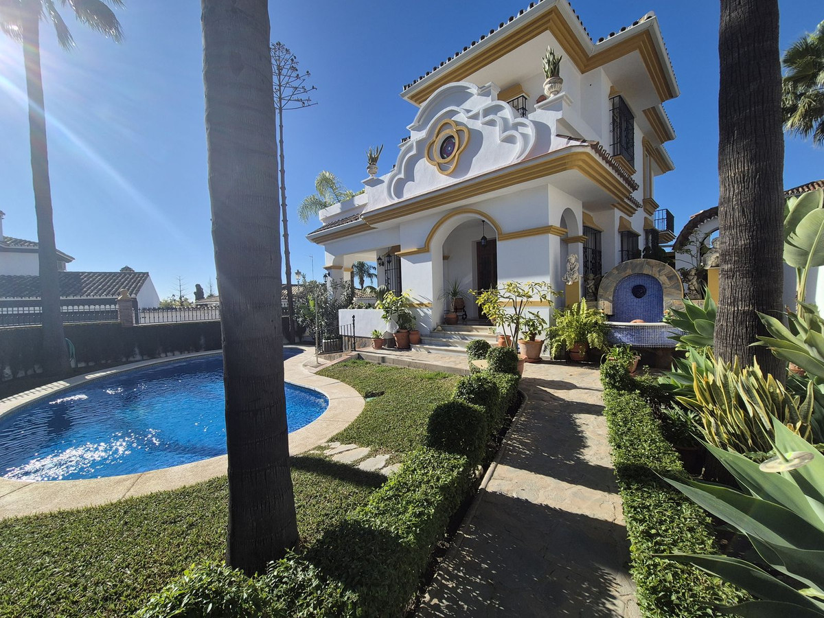 Huis te koop in San Pedro de Alcántara | 5 slaapkamers H5272315