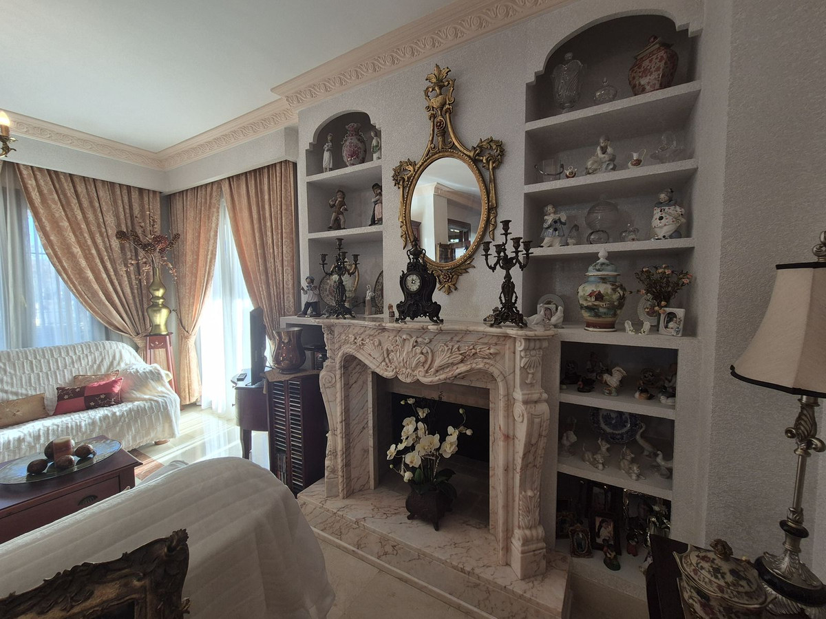 Huis te koop in San Pedro de Alcántara | 5 slaapkamers H5272315