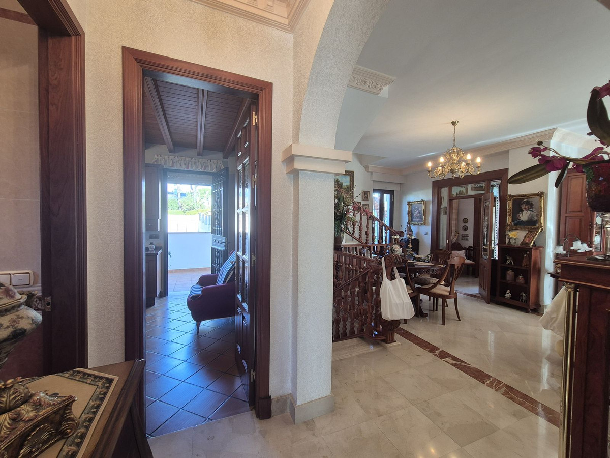 Huis te koop in San Pedro de Alcántara | 5 slaapkamers H5272315