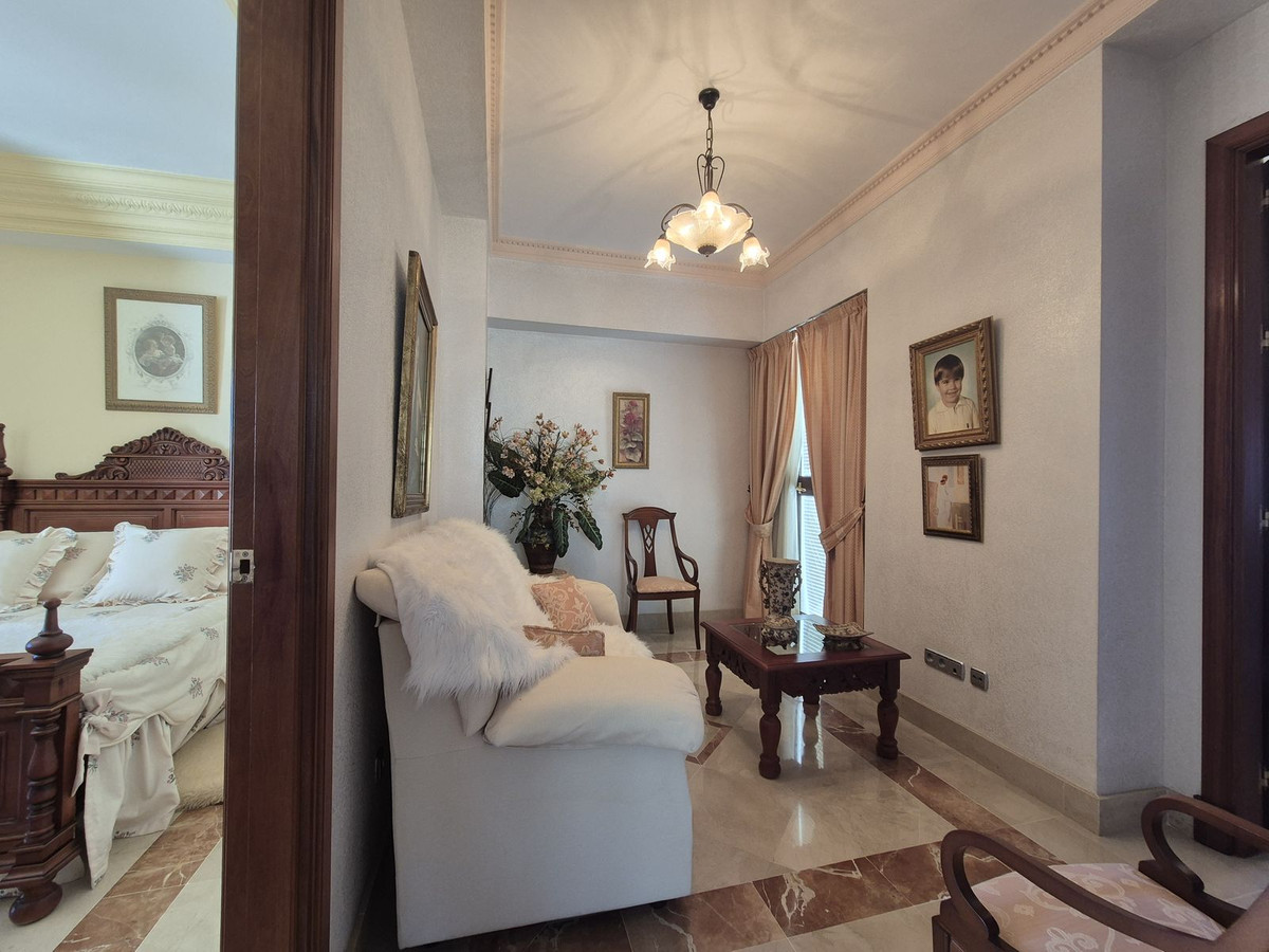 Huis te koop in San Pedro de Alcántara | 5 slaapkamers H5272315