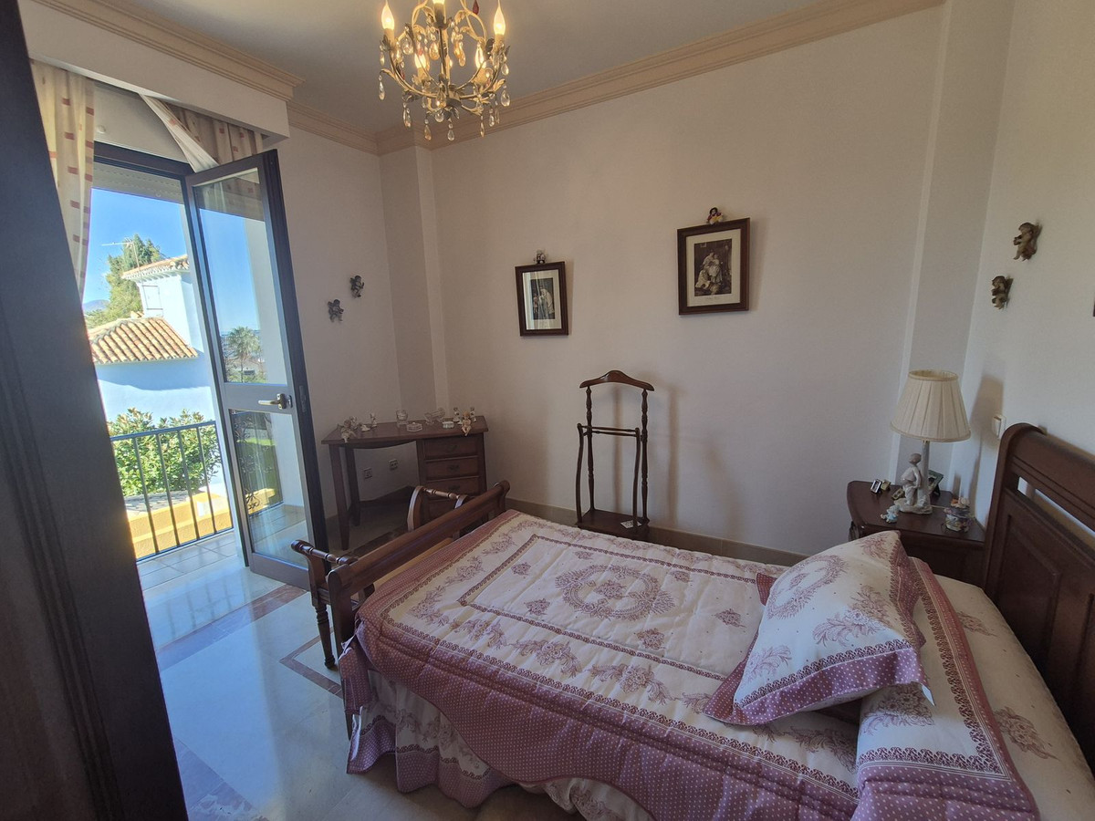 Huis te koop in San Pedro de Alcántara | 5 slaapkamers H5272315