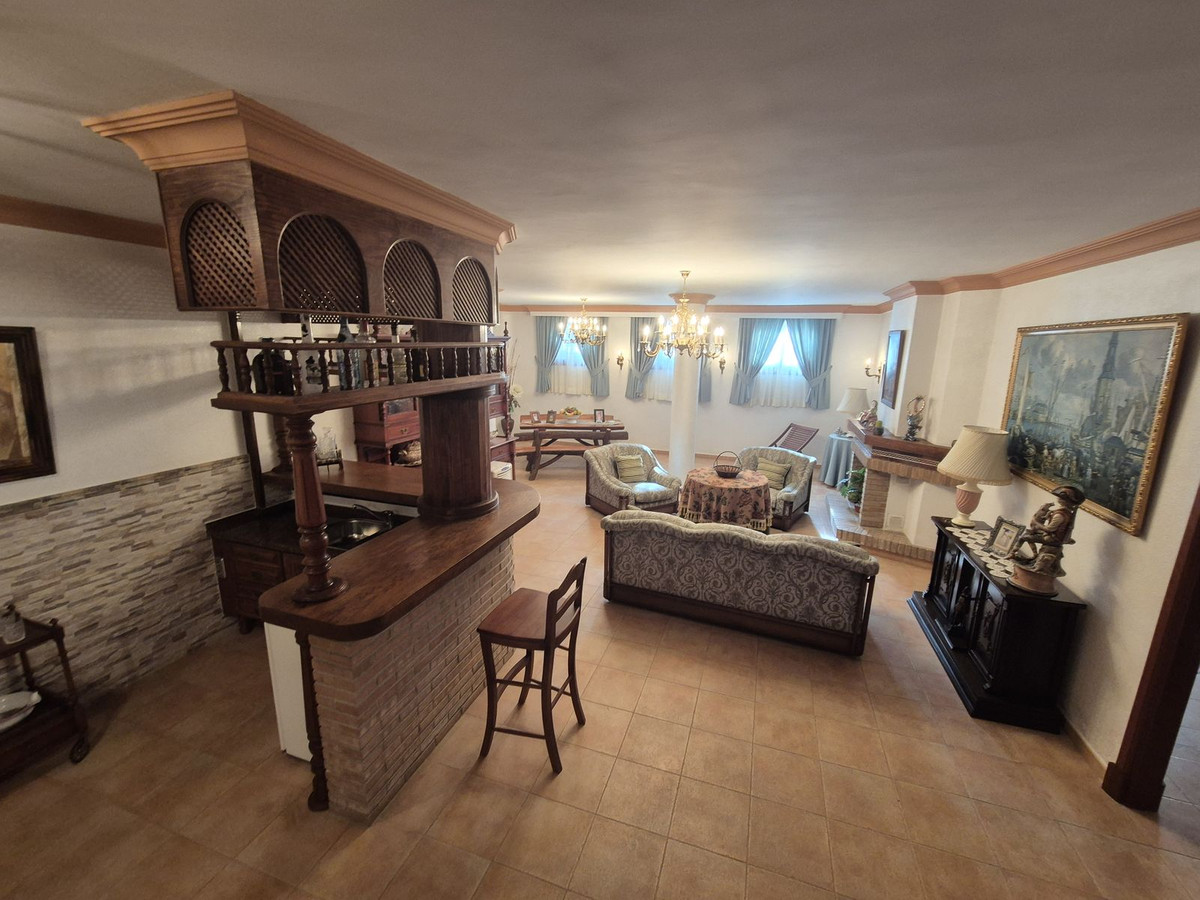 Huis te koop in San Pedro de Alcántara | 5 slaapkamers H5272315