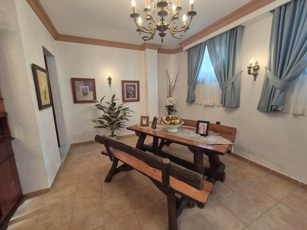 Huis te koop in San Pedro de Alcántara | 5 slaapkamers H5272315