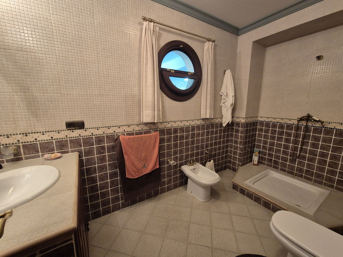 Huis te koop in San Pedro de Alcántara | 5 slaapkamers H5272315