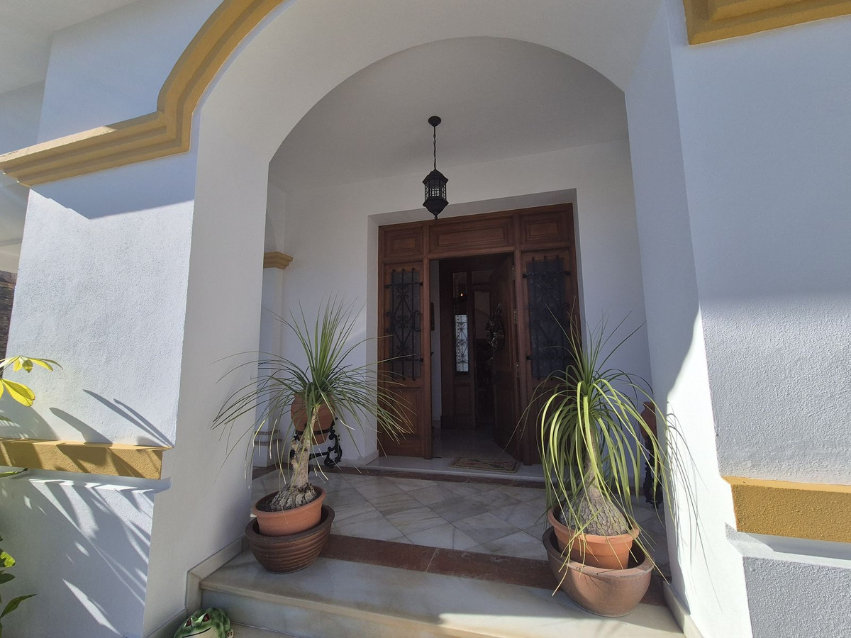 Huis te koop in San Pedro de Alcántara | 5 slaapkamers H5272315
