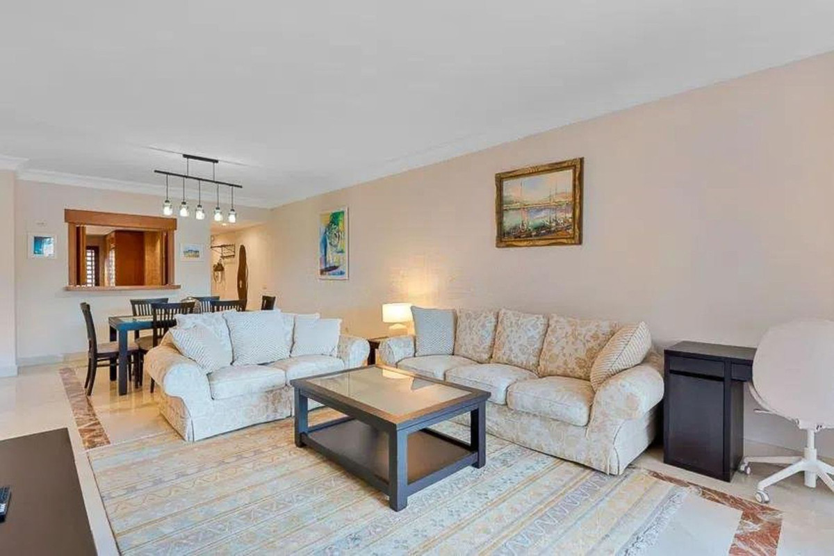 Appartement te koop in San Pedro de Alcántara | 2 slaapkamers H5286829