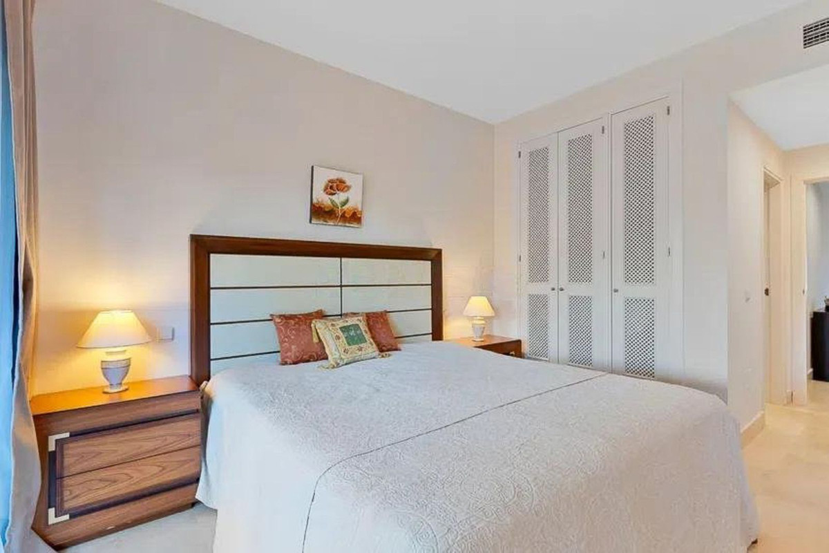 Appartement te koop in San Pedro de Alcántara | 2 slaapkamers H5286829