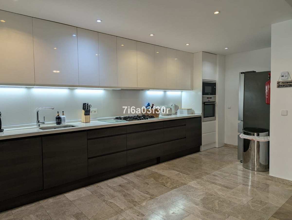 Appartement te koop in San Pedro de Alcántara | 3 slaapkamers H5287027