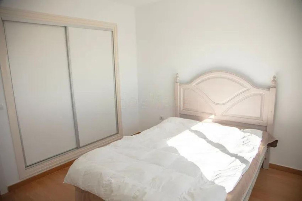 Appartement te koop in San Pedro de Alcántara | 4 slaapkamers H5291455