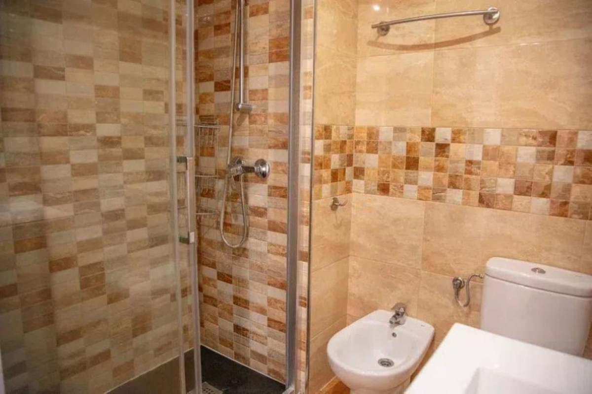 Appartement te koop in San Pedro de Alcántara | 4 slaapkamers H5291455