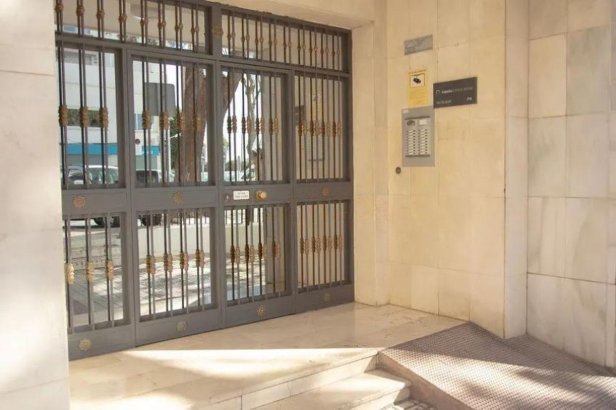 Appartement te koop in San Pedro de Alcántara | 4 slaapkamers H5291455