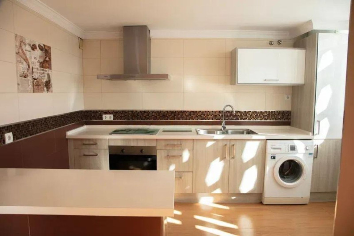 Appartement te koop in San Pedro de Alcántara | 4 slaapkamers H5291455