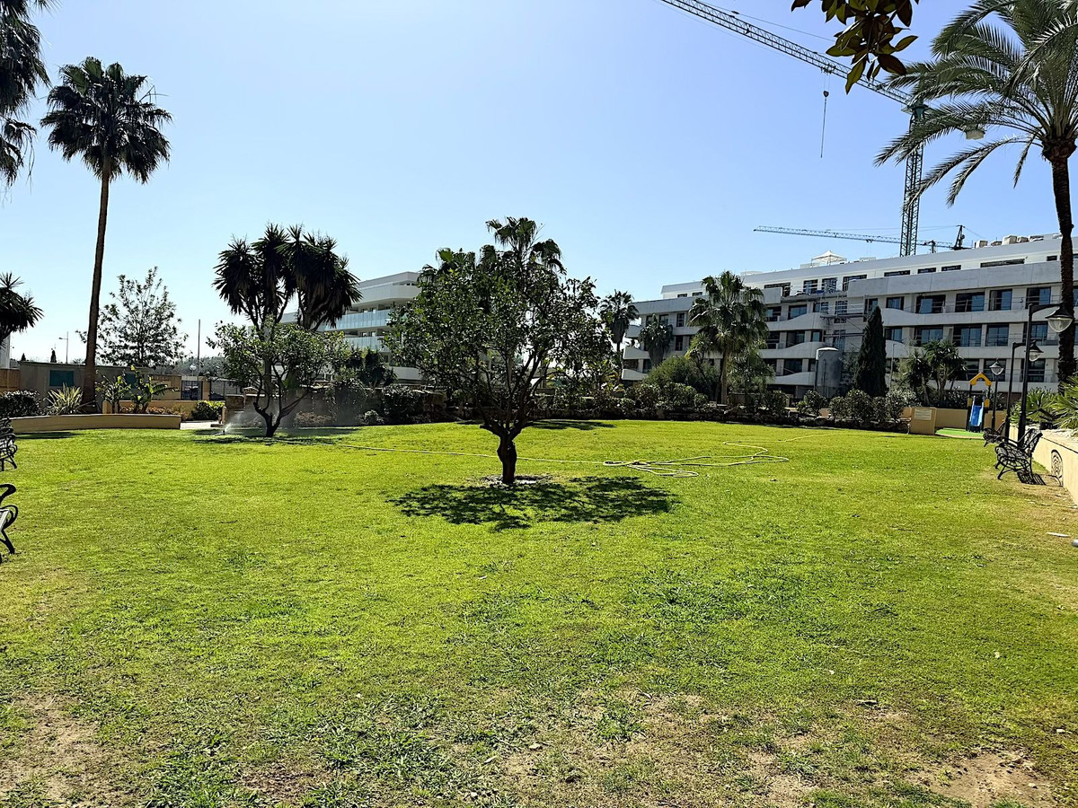 Appartement te koop in San Pedro de Alcántara | 2 slaapkamers H5295772