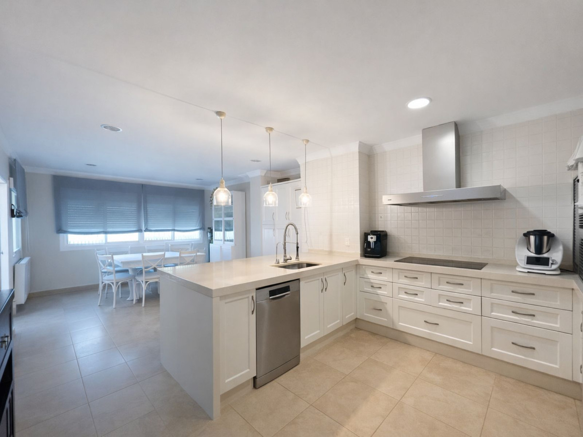 Huis te koop in San Pedro de Alcántara | 5 slaapkamers H5296630