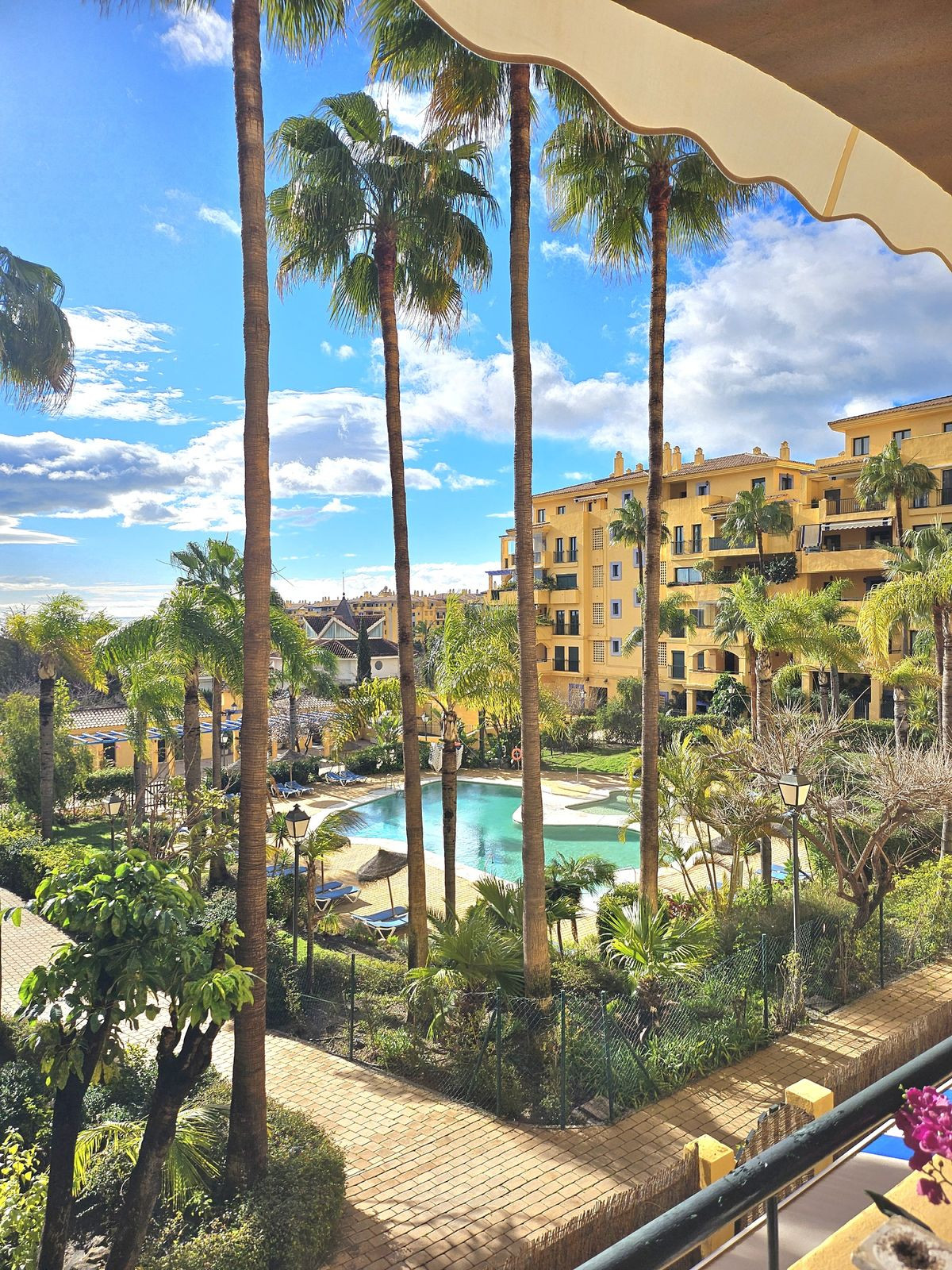 Appartement te koop in San Pedro de Alcántara | 2 slaapkamers H5300320